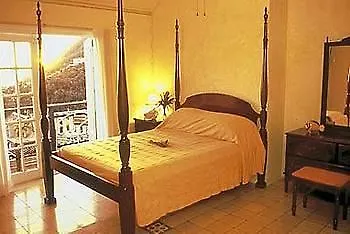 Saba Scout'S Place Hotel