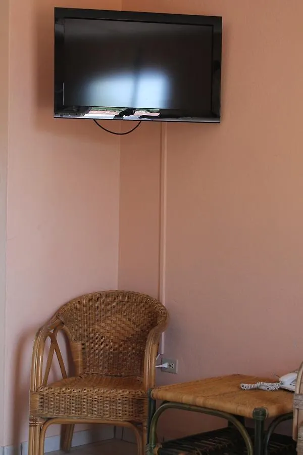 ** אורחן Saba Scout'S Place Hotel באונאייר, סנט יוסטיישיוס ו-סאבה