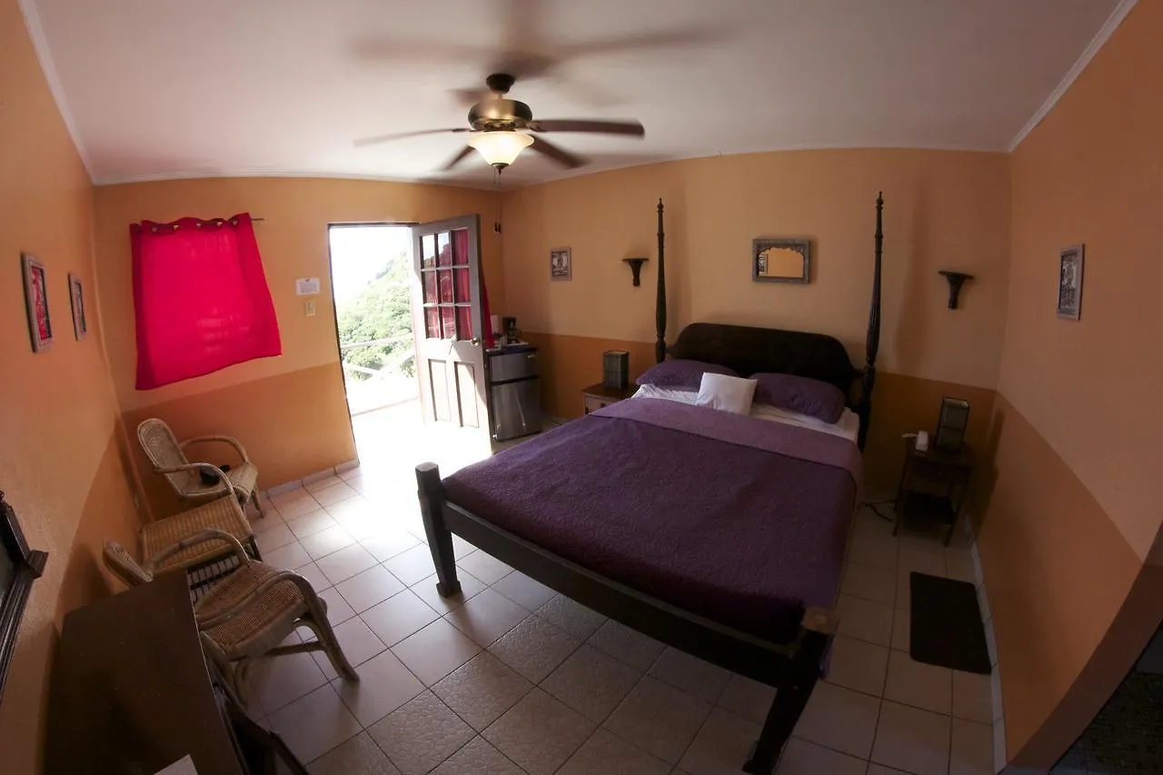 Saba Scout'S Place Hotel