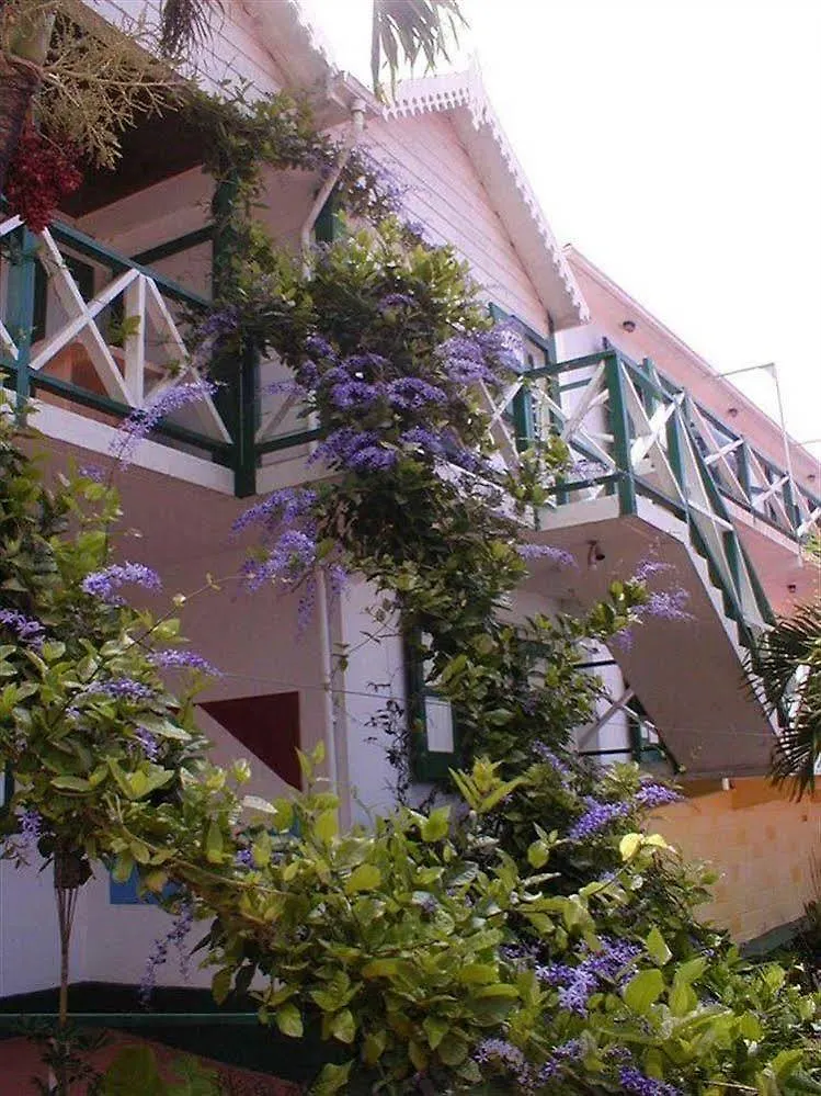 אורחן Saba Scout'S Place Hotel