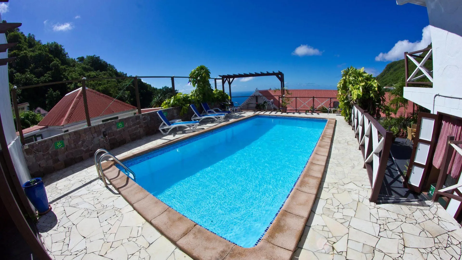 Saba Scout'S Place Hotel